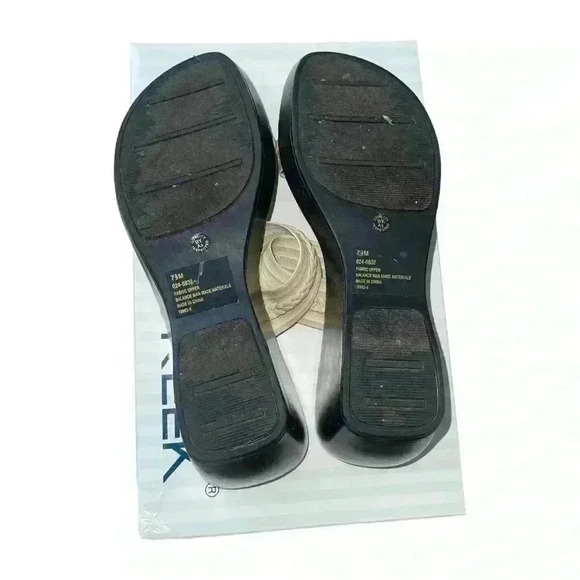 Cabin Creek Wedge Strappy Sandals Size 7 1/2 - Picture 5 of 7